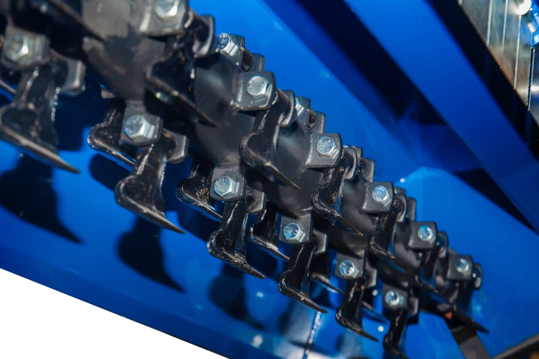 BROYEUR RENFORCE A MARTEAUX